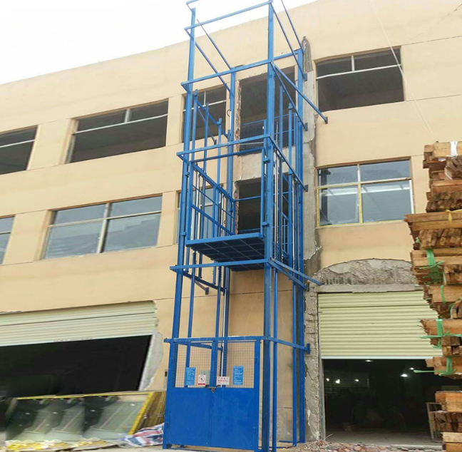 西宁建材厂室外物料提升